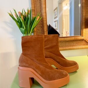 Chic Brown Suede Platform Heeled Boots